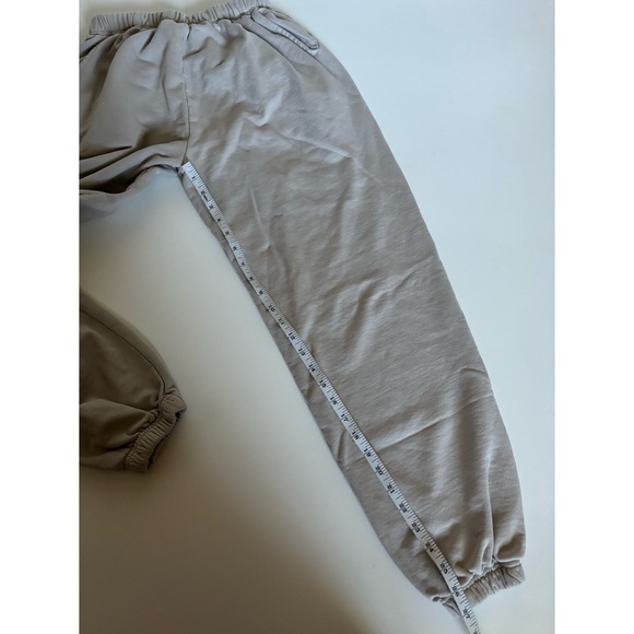 Daily Drills Sz XS/S Dove Grey Sweatpants Joggers 100% Cotton
Elastic Waist - Picture 8 of 9